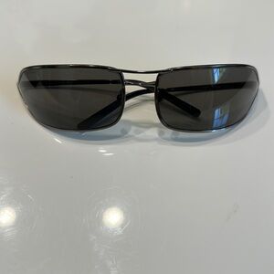 Vintage PRADA Sunglasses - slim frame SPR60E